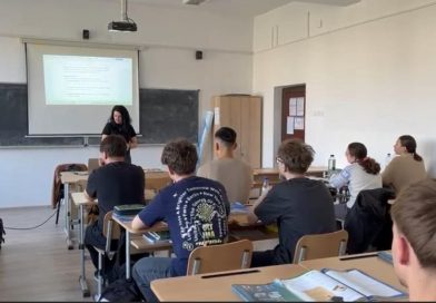 English through Emotional Intelligence